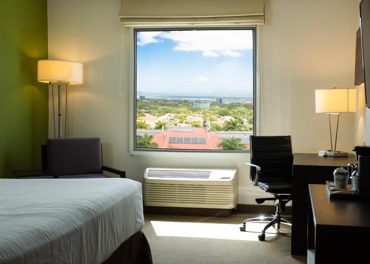 Holiday Inn Express Managua By Ihg Kültér fotó